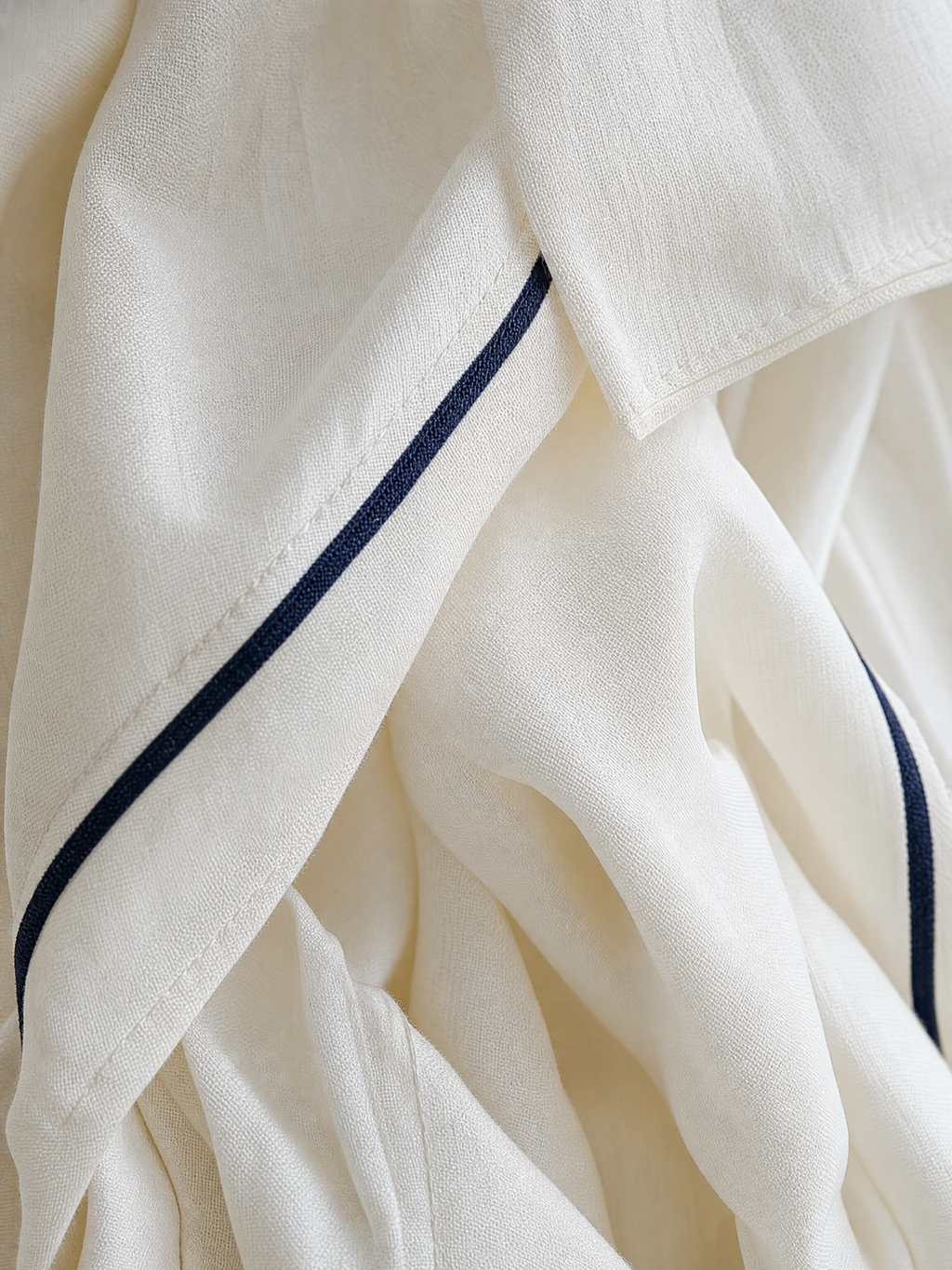 Sportliches Zweiteiler-Set für Damen – Langarmshirt mit Stehkragen &amp; Wide-Leg-Hose mit Kordelzug